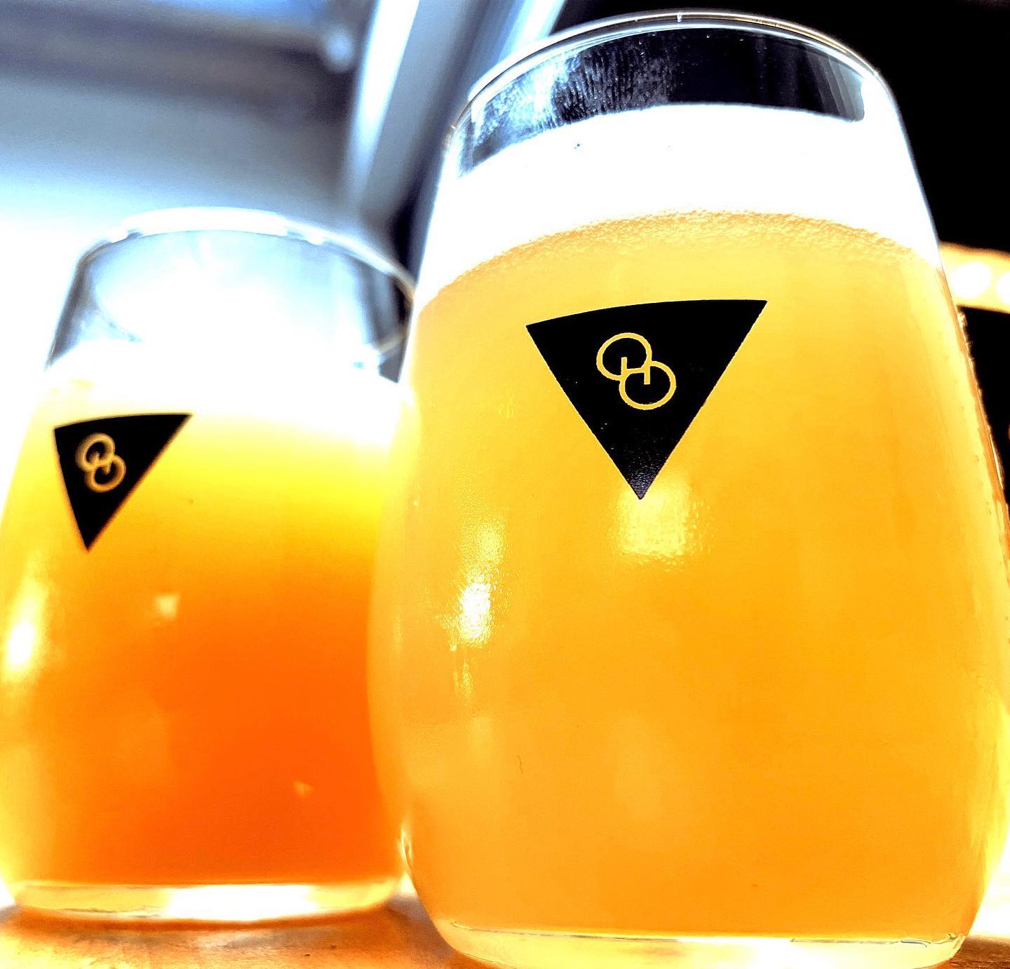 what-is-a-hazy-ipa-what-makes-it-hazy-best-beer-near-me